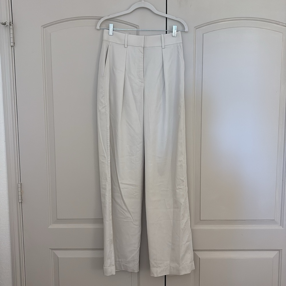 Lululemon Pleat-Front High-Rise Trousers